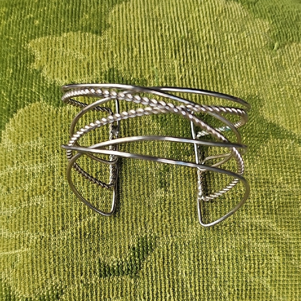 Vintage 1980s Elegant Silver Cuff Cable Bracelet Bendable Women Jewelry